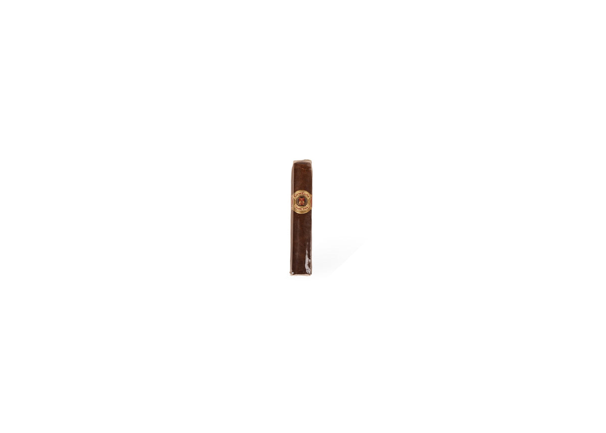 Arturo Fuente Casa Cuba Doble Cuatro single cigar side at Cigar Club Miami