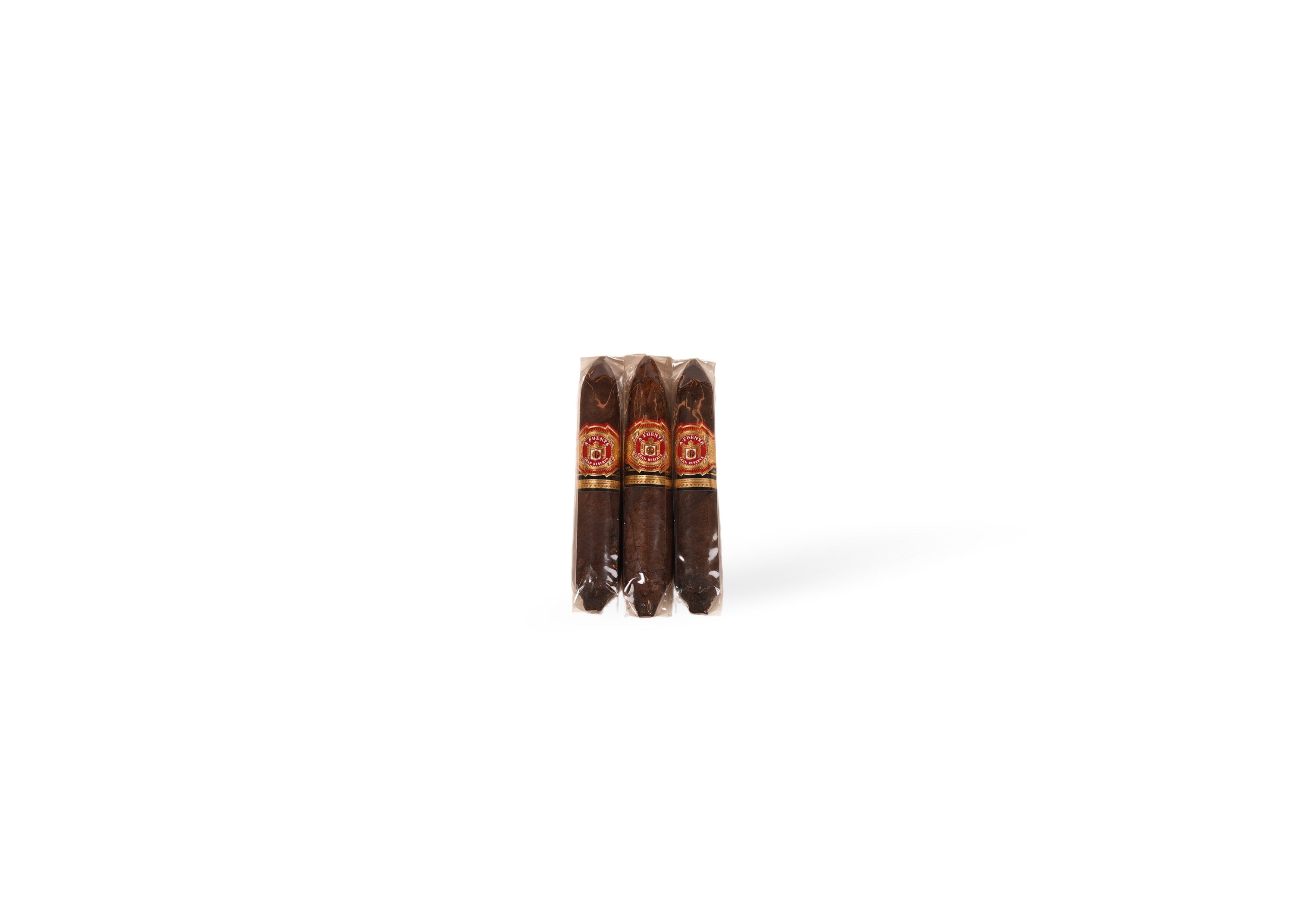 Arturo Fuente Hemingway Work of Art Natural three cigars front