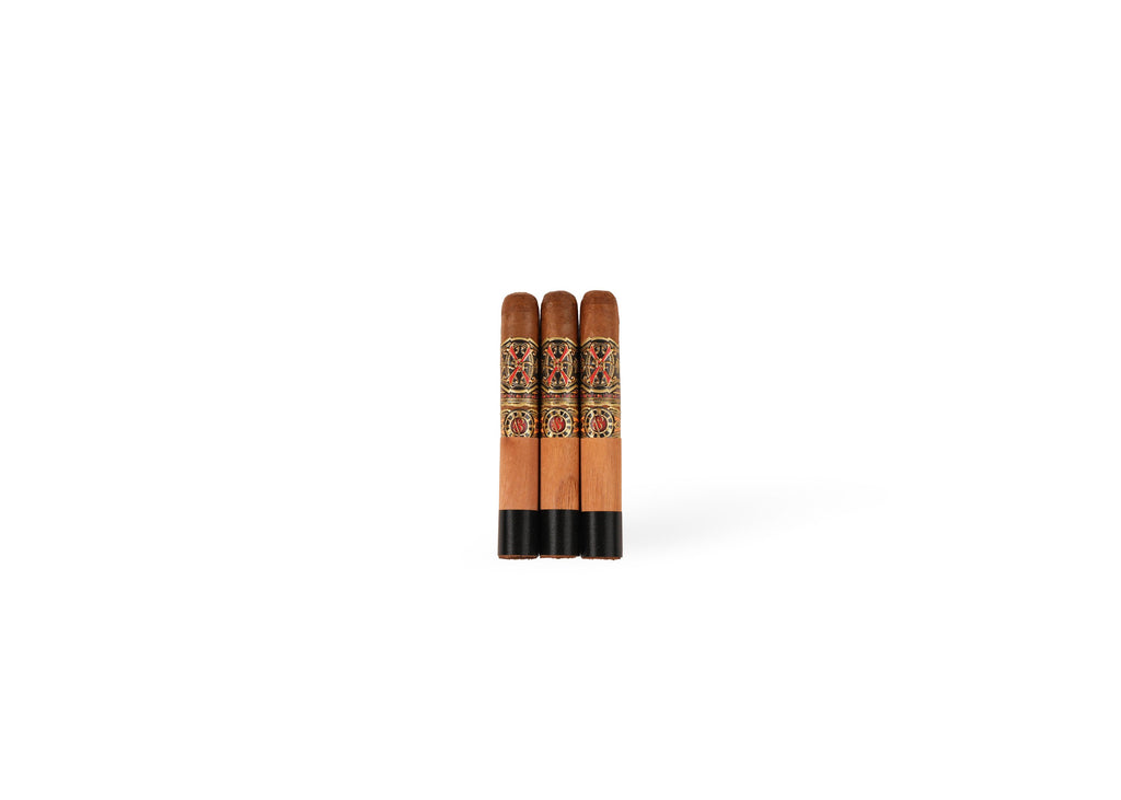 Arturo Fuente OpusX Forbidden X 13 three cigars front