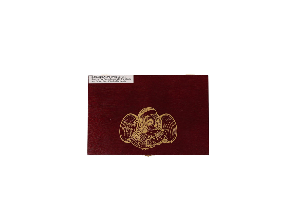 Drew Estate Deadwood Fat Bottom Betty Robusto product photo on white background at Cigar Club Miami