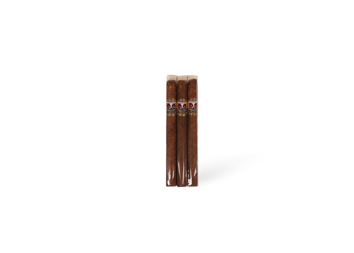 Drew Estate Deadwood Girl With No Name Lonsdale product photo on white background at Cigar Club Miami