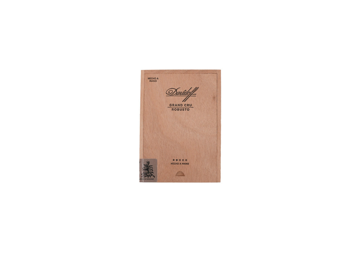 Davidoff Grand Cru Robusto product photo on white background at Cigar Club Miami