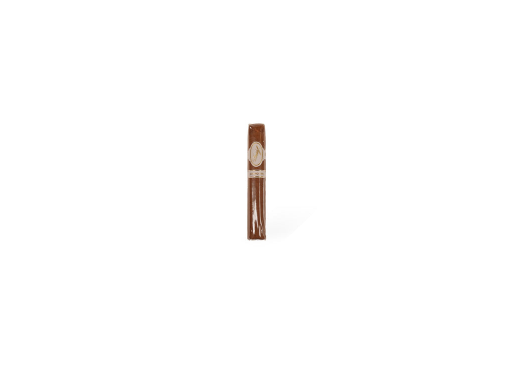 Davidoff Grand Cru Robusto product photo on white background at Cigar Club Miami