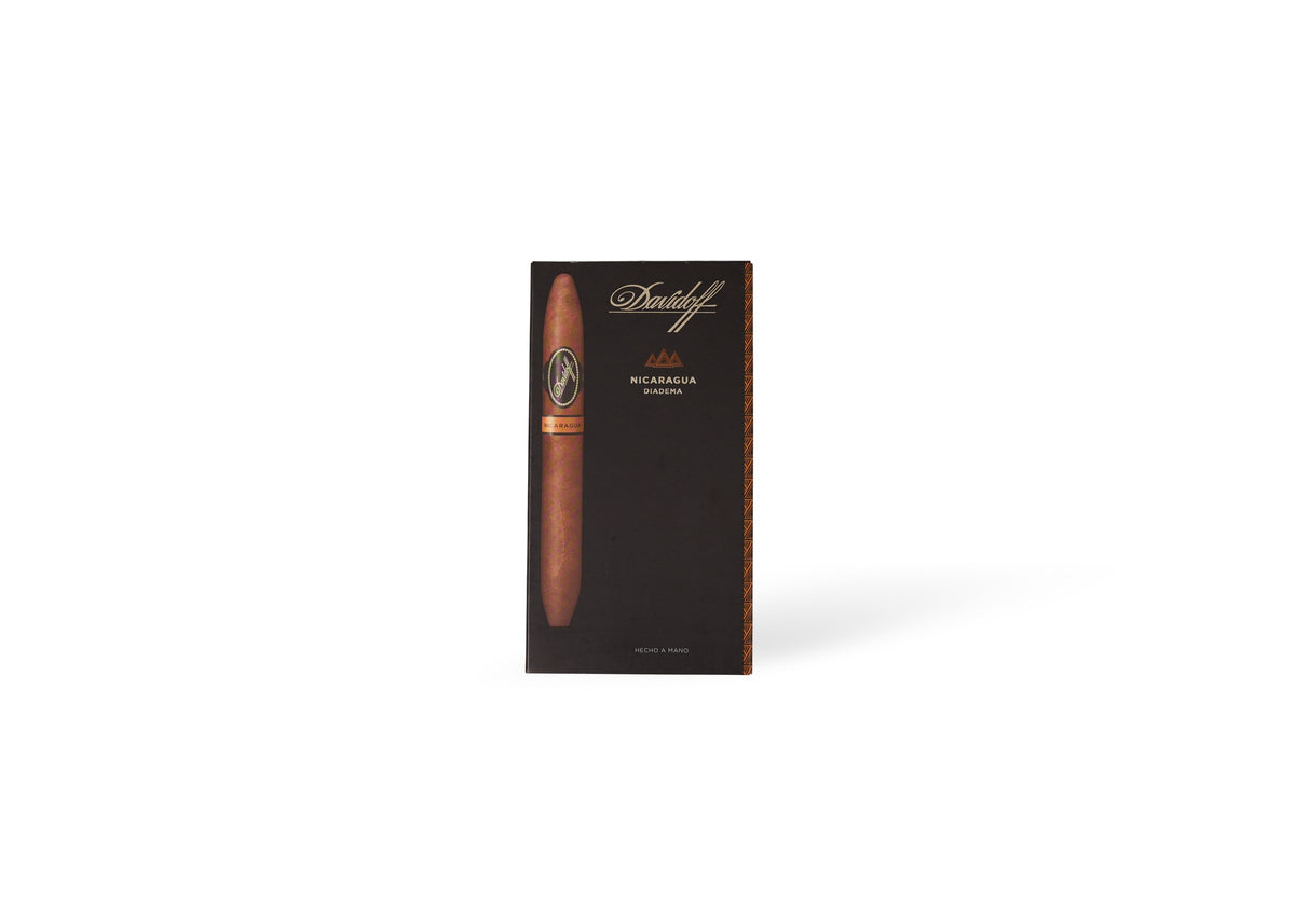 Davidoff Nicaragua Diademas product photo on white background at Cigar Club Miami