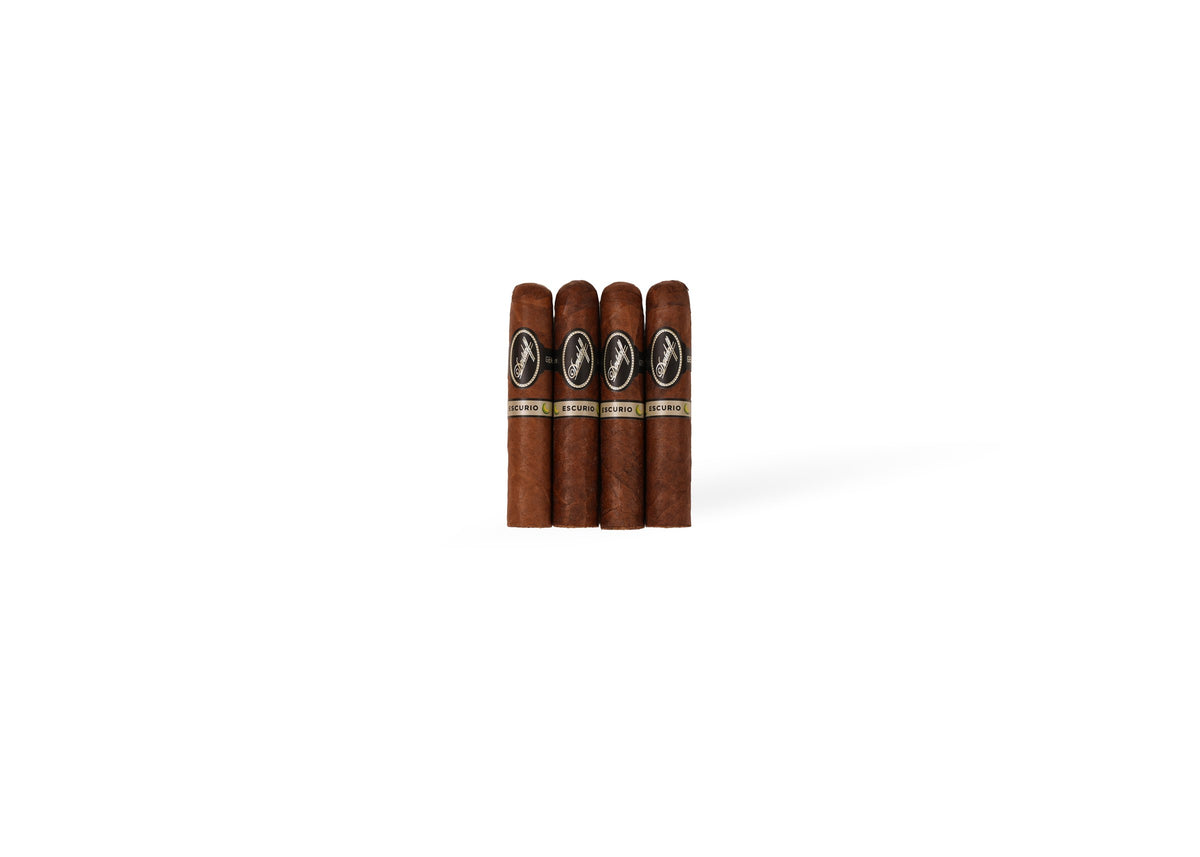 Davidoff Escurio Robusto Tubos product photo on white background at Cigar Club Miami