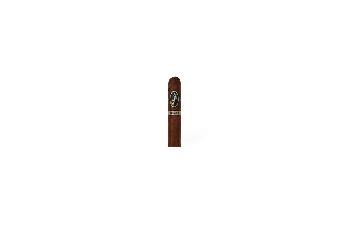 Davidoff Escurio Robusto Tubos product photo on white background at Cigar Club Miami