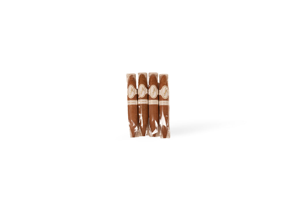 Davidoff Aniversario Short Perfecto product photo on white background at Cigar Club Miami
