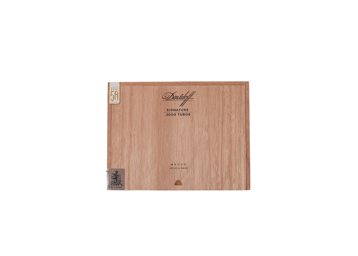 Davidoff Signature 2000 Tubos product photo on white background at Cigar Club Miami