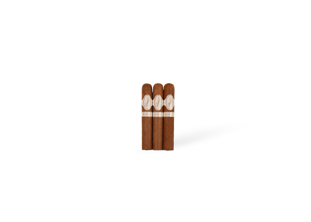 Davidoff Colorado Claro Aniversario Special R product photo on white background at Cigar Club Miami