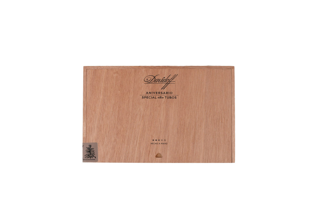 Davidoff Colorado Claro Aniversario Special R product photo on white background at Cigar Club Miami