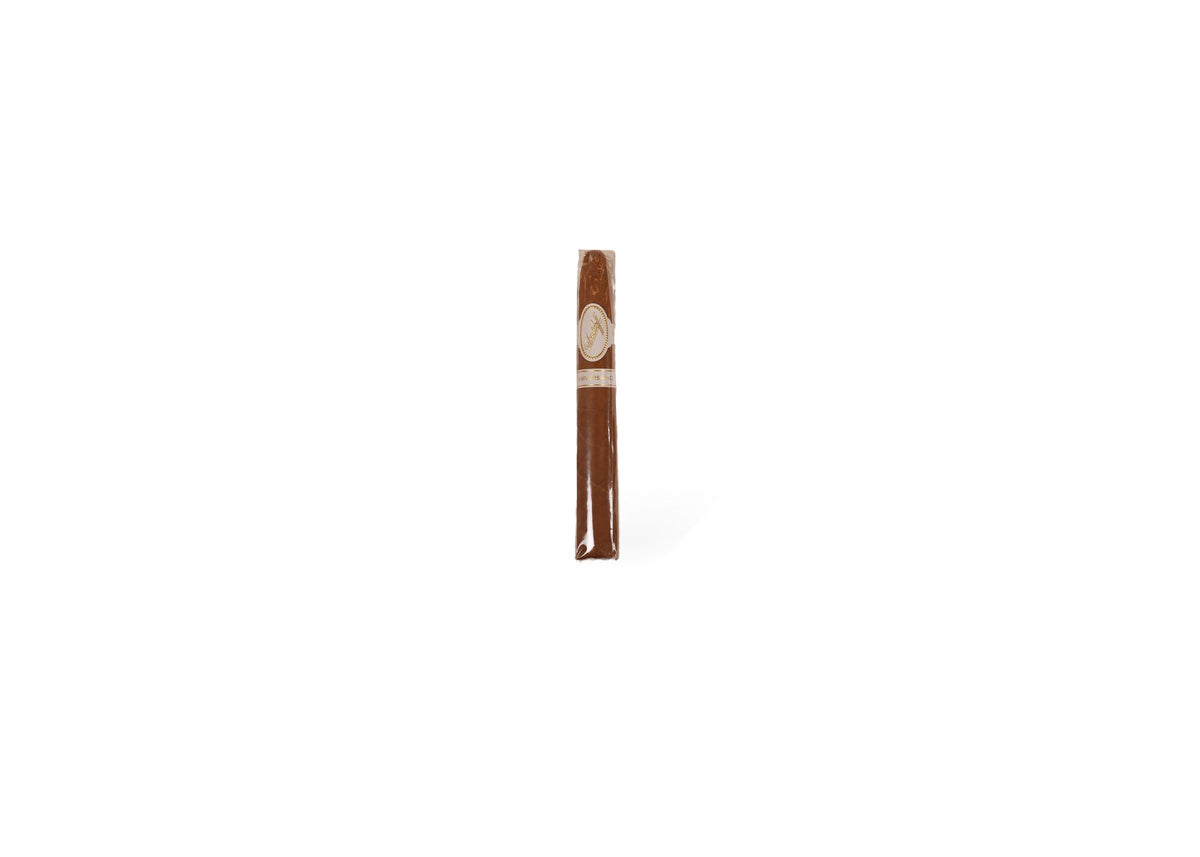 Davidoff Aniversario Special T Pirámides product photo on white background at Cigar Club Miami