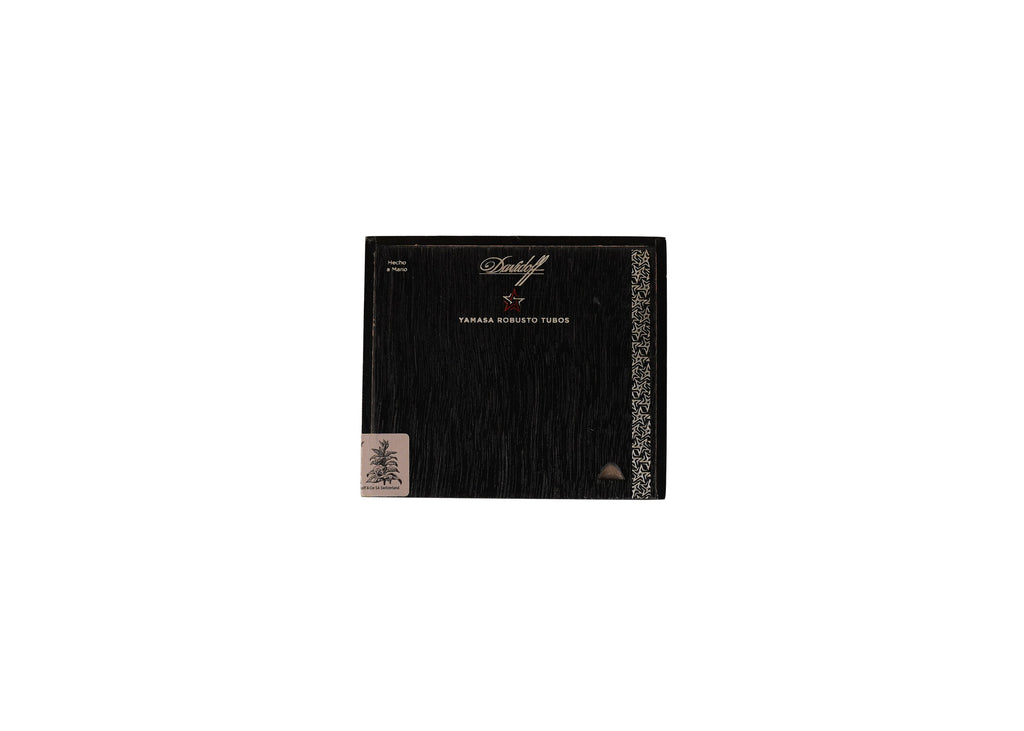 Davidoff Yamasá Robusto Tubo product photo on white background at Cigar Club Miami