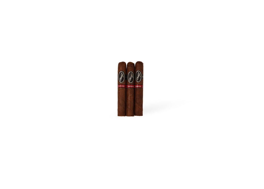 Davidoff Yamasá Robusto Tubo product photo on white background at Cigar Club Miami