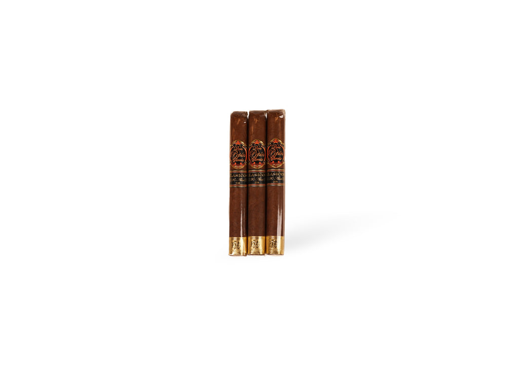 Don Pepin Garcia Clásicos 20 Años three cigars front