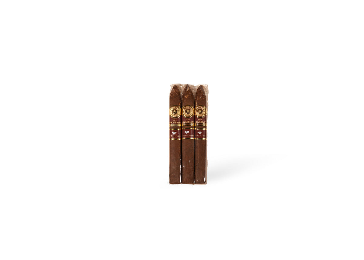 Montecristo 1935 Anniversary Edicion Diamante No. 2 three cigars standing
